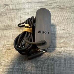 Dyson Class 2 Battery Charger Model 205720-02 Genuine OEM Tested Working